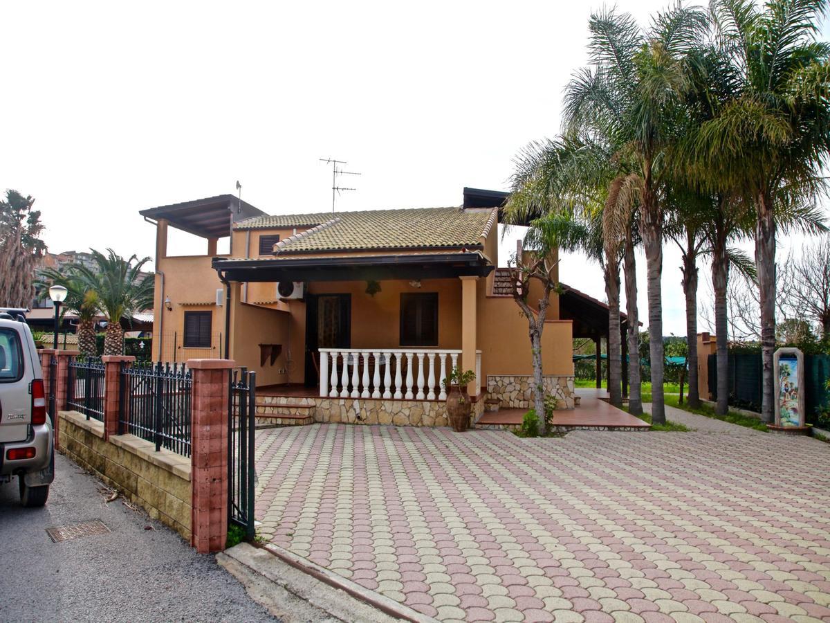 Villa Torre Roccella Campofelice Di Roccella Dış mekan fotoğraf